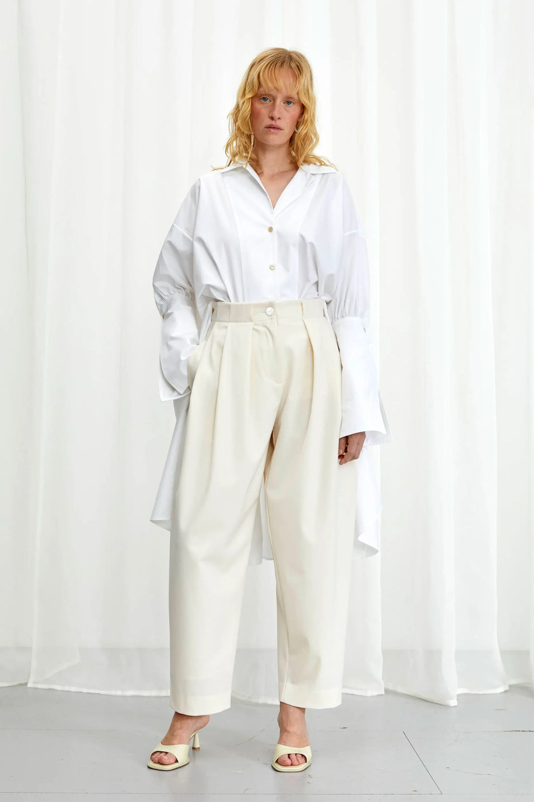 Emotive Shirt, weißes Oversize-Shirt aus Baumwolle