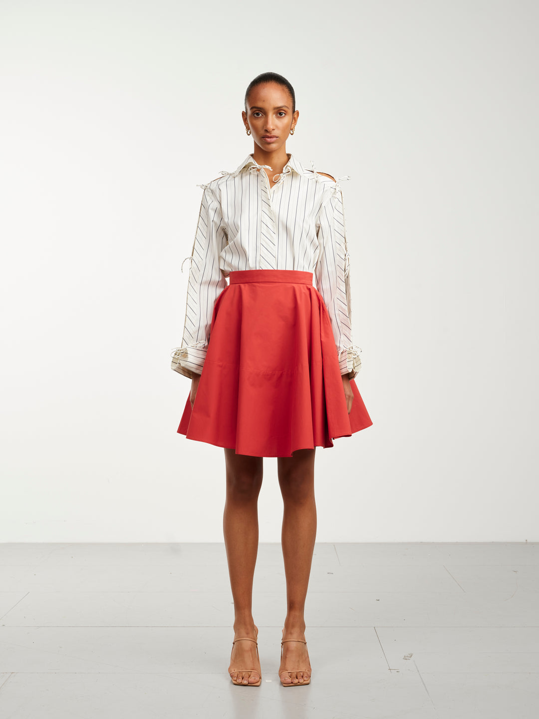 Embrace Skirt, roter ausgestellter Rock aus Baumwolle