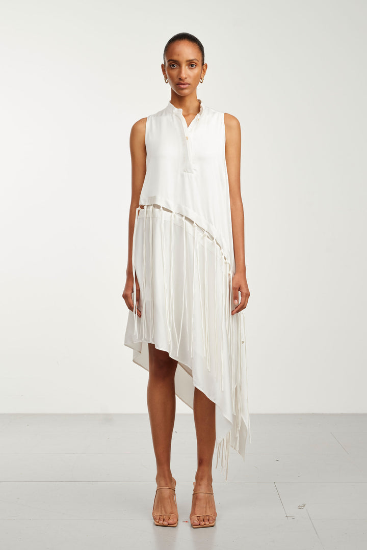Robe fusionnée, robe à franges en satin ivoire